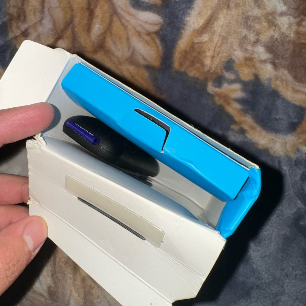 Roku Express HD - Picture 2 of 3